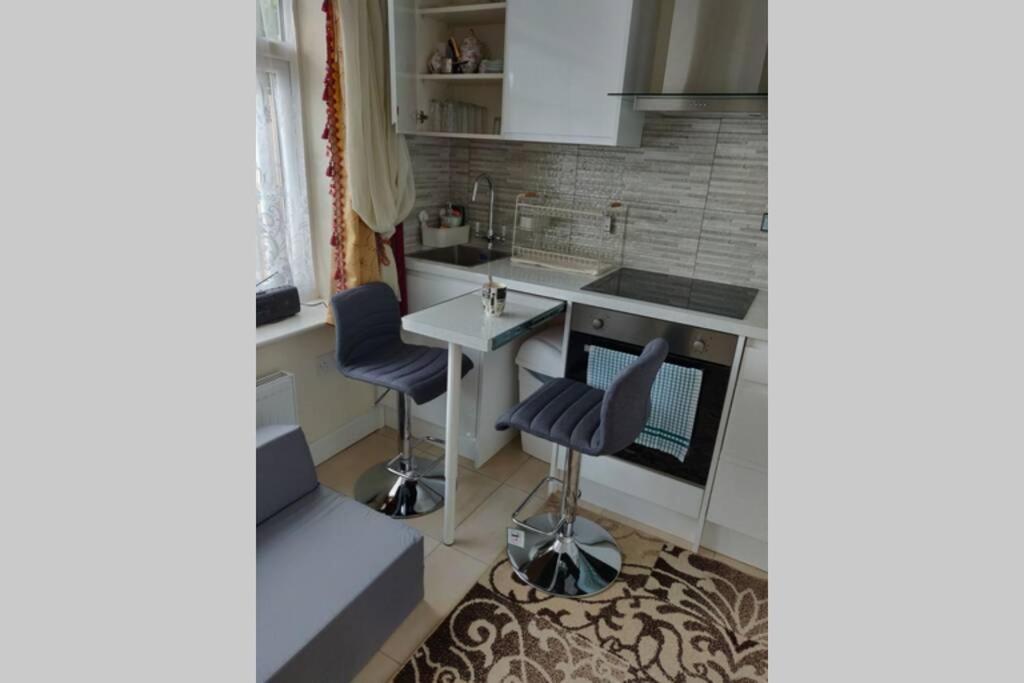 Luxury Apartment In Birmingham With Free Parking. Екстер'єр фото