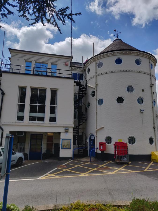 Luxury Apartment In Birmingham With Free Parking. Екстер'єр фото